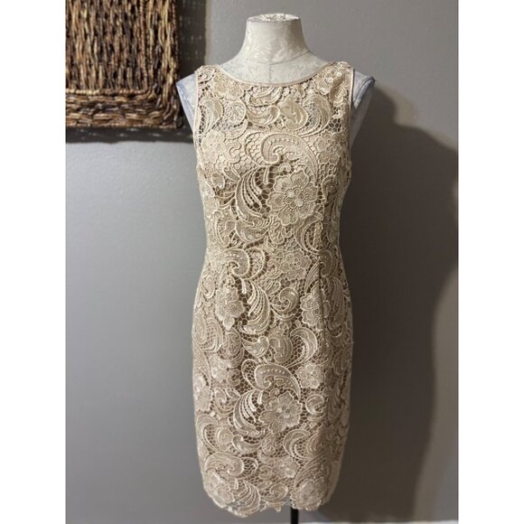 Adrianna Papell Dress 8 Matte Gold Lace Wedding Party Cruise Sheath w Bra NEW - Picture 6 of 8